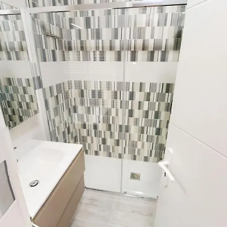 Le Diplomat - Giotto - Agreable Studio Climatise Au Calme, Proche Mer Et Commerces Mae-2624 * Μεντόν